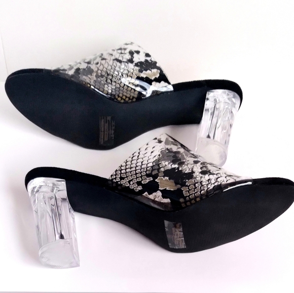 Black Mule Slide - Picture 3 of 3